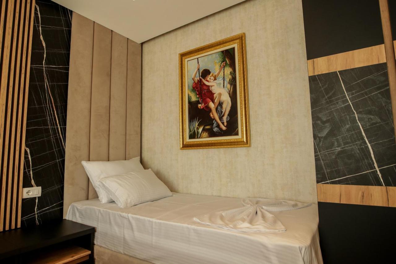 Rozafa Blu Hotel Shëngjin Buitenkant foto