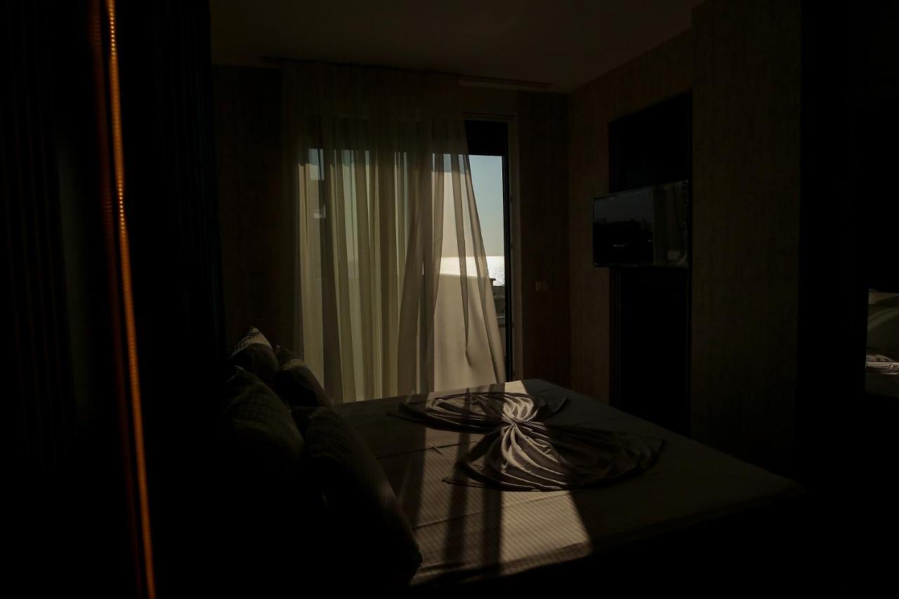 Rozafa Blu Hotel Shëngjin Buitenkant foto