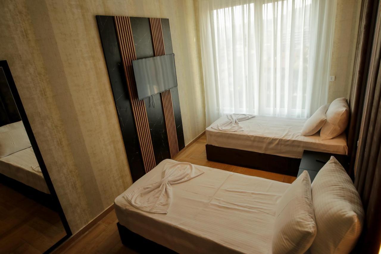 Rozafa Blu Hotel Shëngjin Buitenkant foto