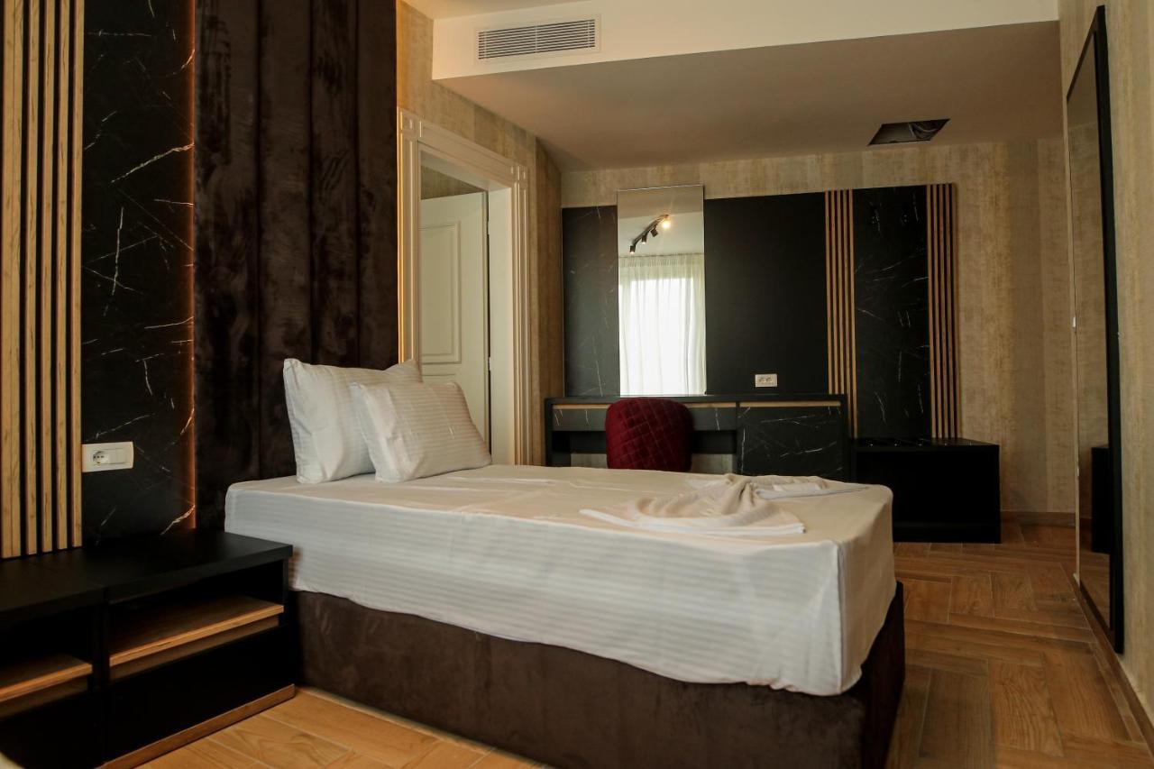 Rozafa Blu Hotel Shëngjin Buitenkant foto