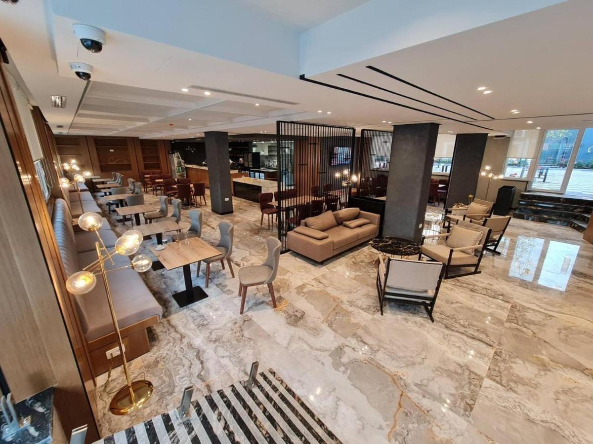 Rozafa Blu Hotel Shëngjin Buitenkant foto