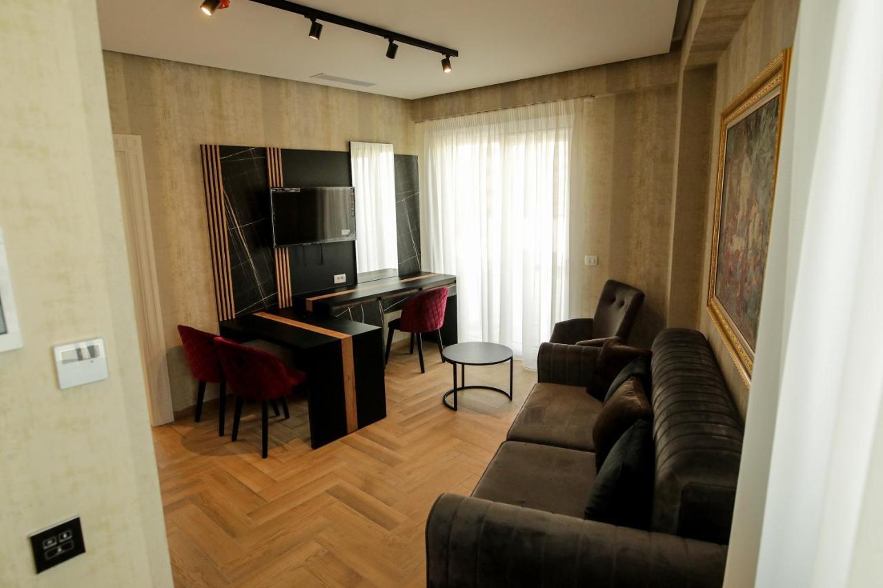 Rozafa Blu Hotel Shëngjin Buitenkant foto