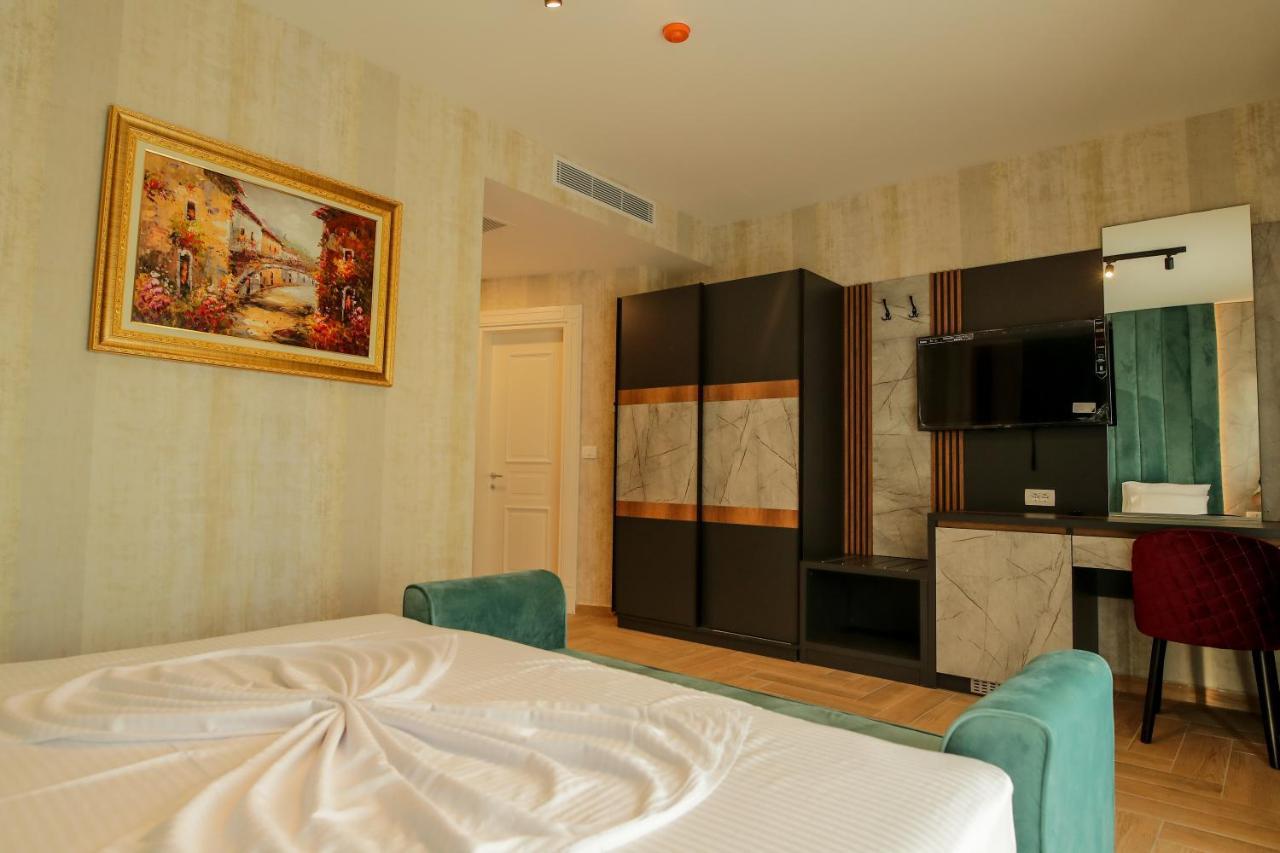 Rozafa Blu Hotel Shëngjin Buitenkant foto