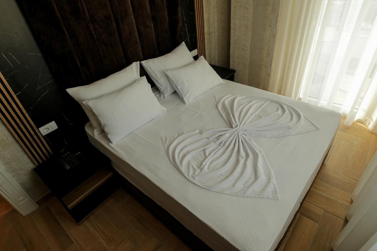 Rozafa Blu Hotel Shëngjin Buitenkant foto