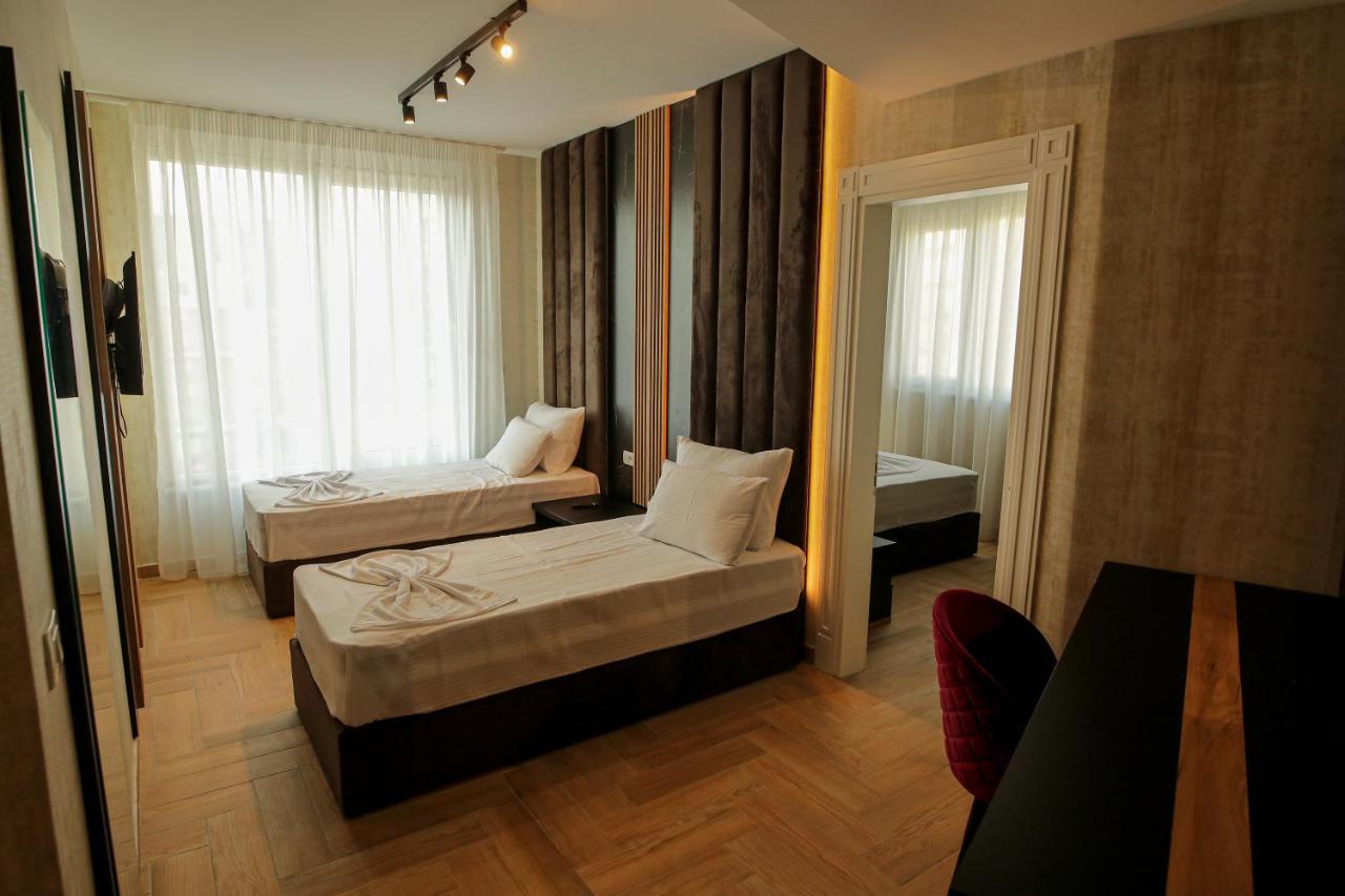 Rozafa Blu Hotel Shëngjin Buitenkant foto