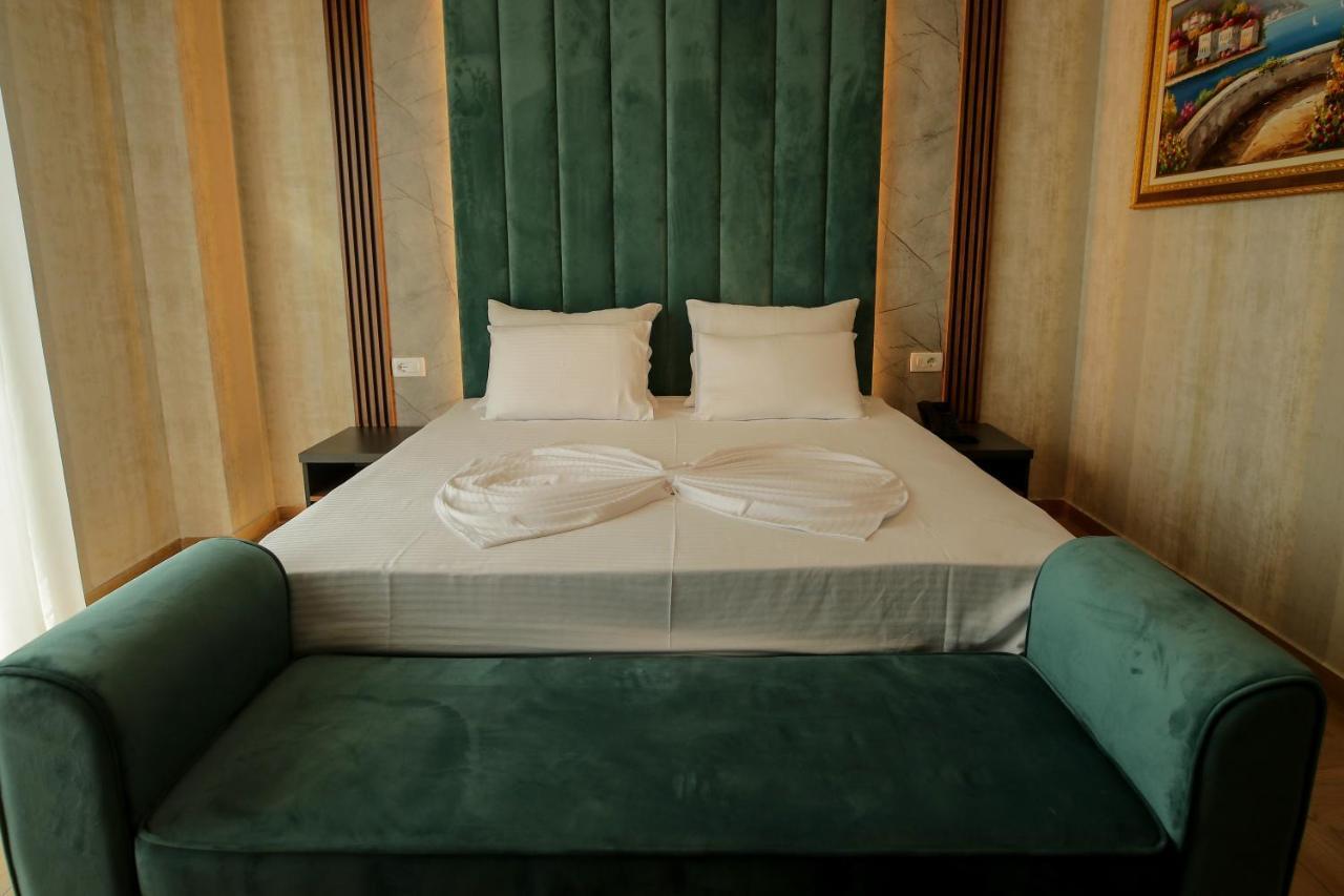Rozafa Blu Hotel Shëngjin Buitenkant foto