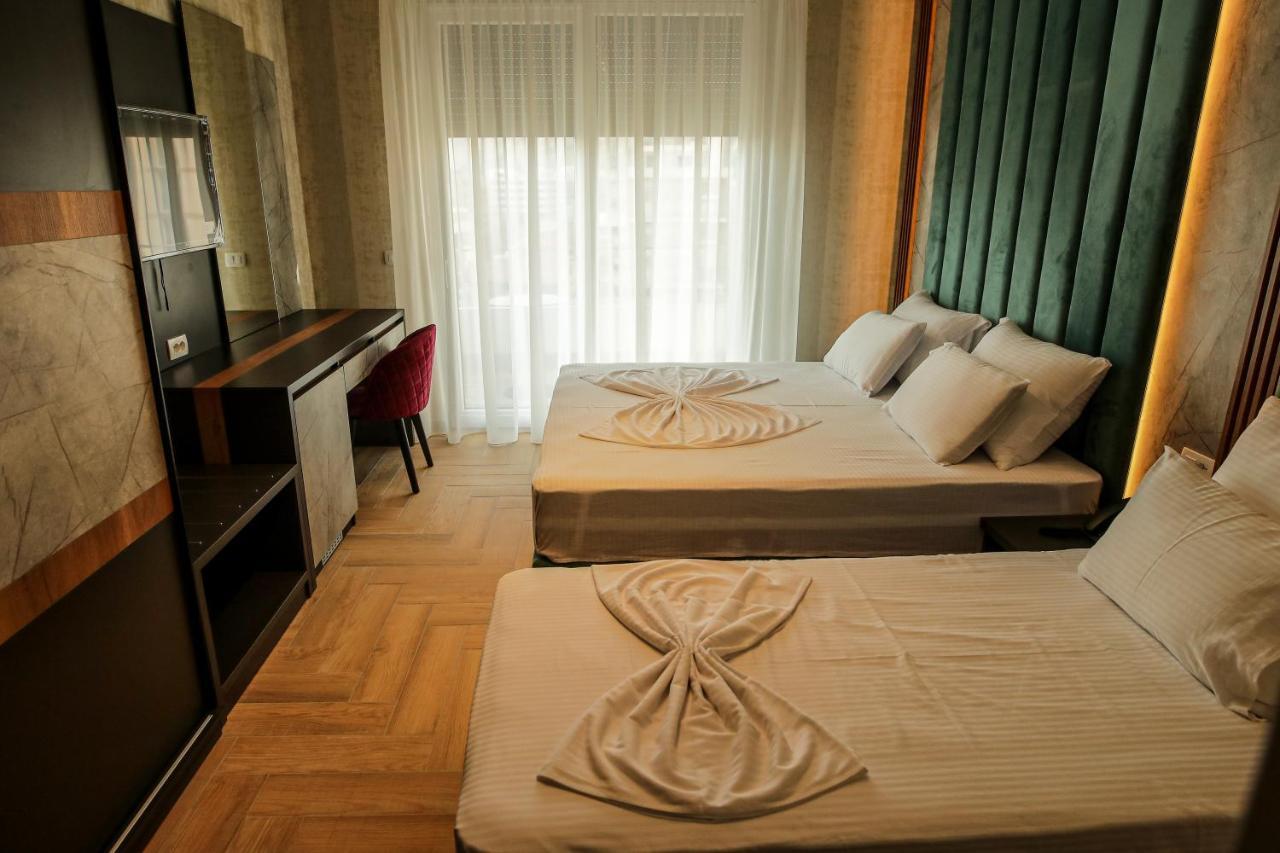 Rozafa Blu Hotel Shëngjin Buitenkant foto